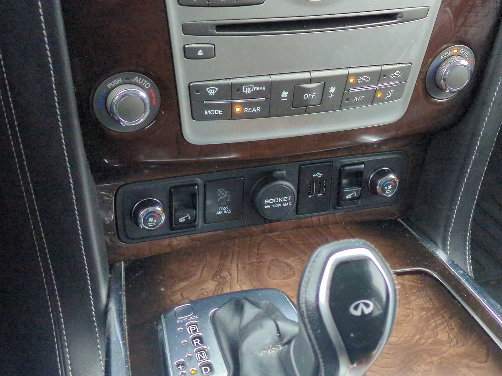 Thumbnail: 2019 INFINITI QX80 - 33