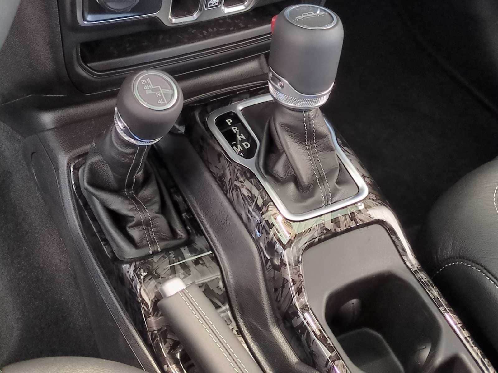 Thumbnail: 2025 Jeep Gladiator - 30