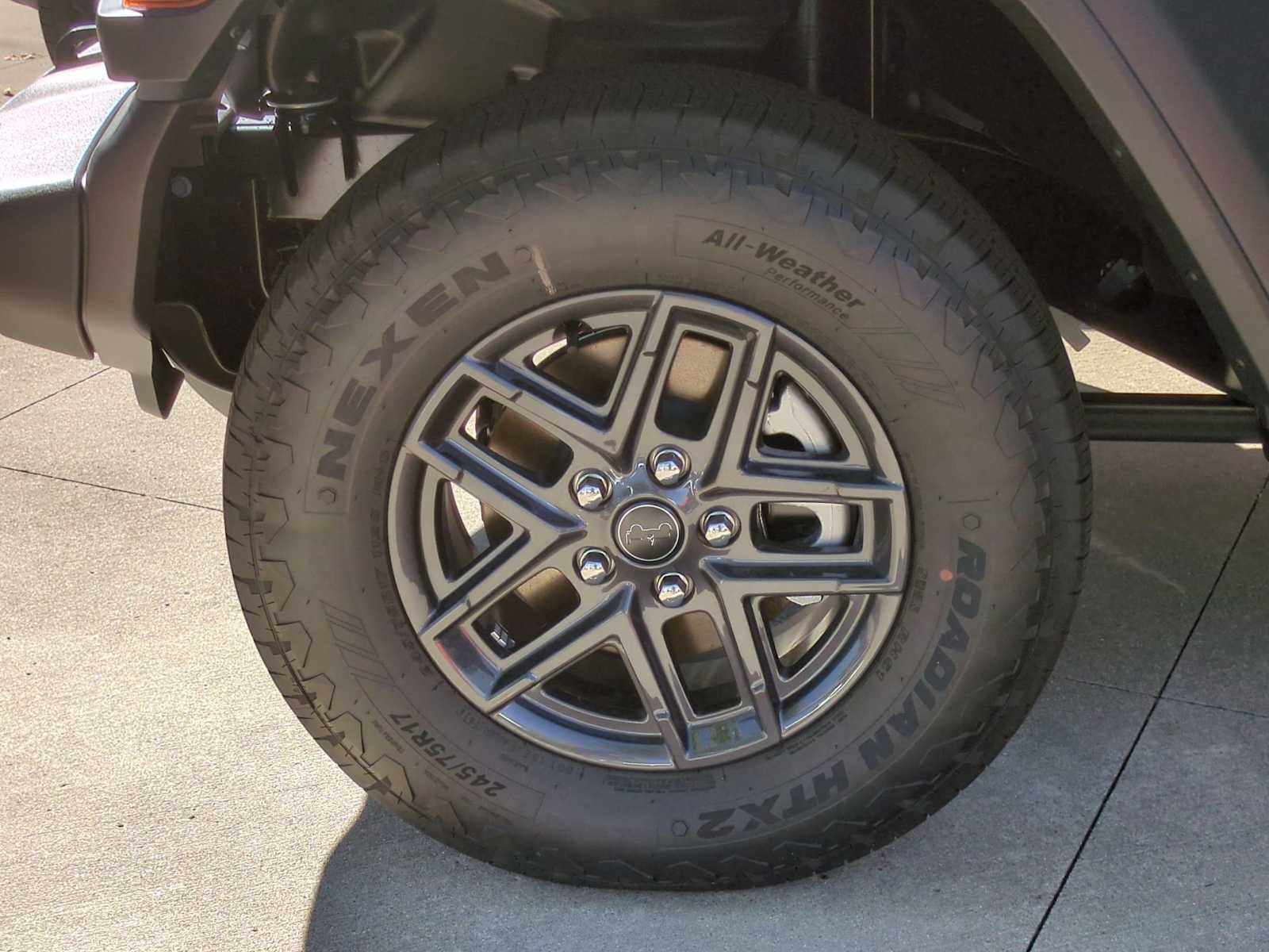 Thumbnail: 2025 Jeep Wrangler - 14