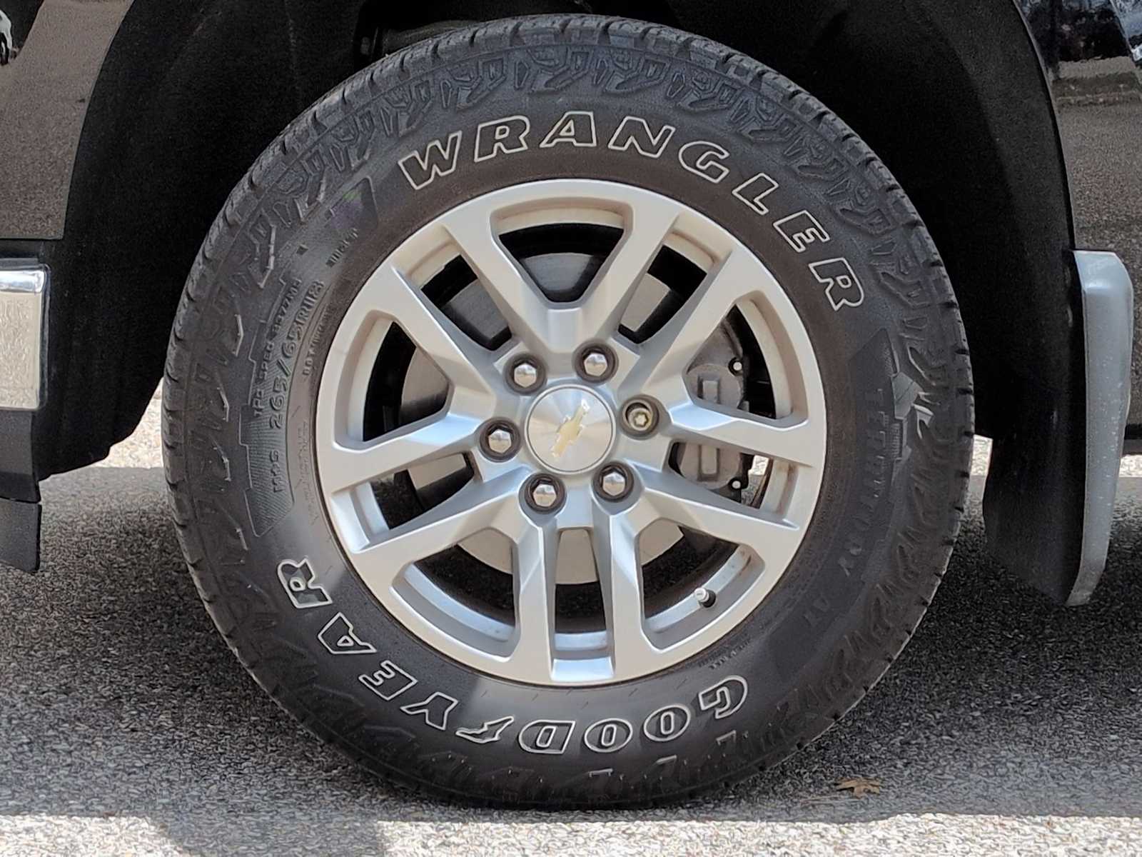 Thumbnail: 2020 Chevrolet Silverado 1500 - 13