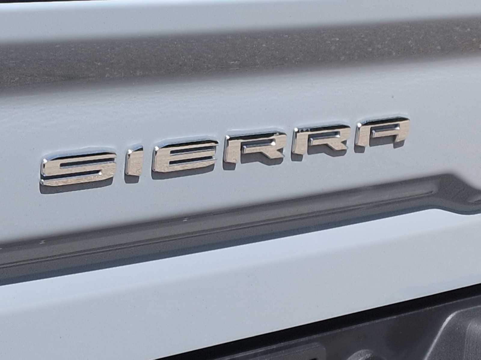 Thumbnail: 2024 GMC Sierra 2500 - 13
