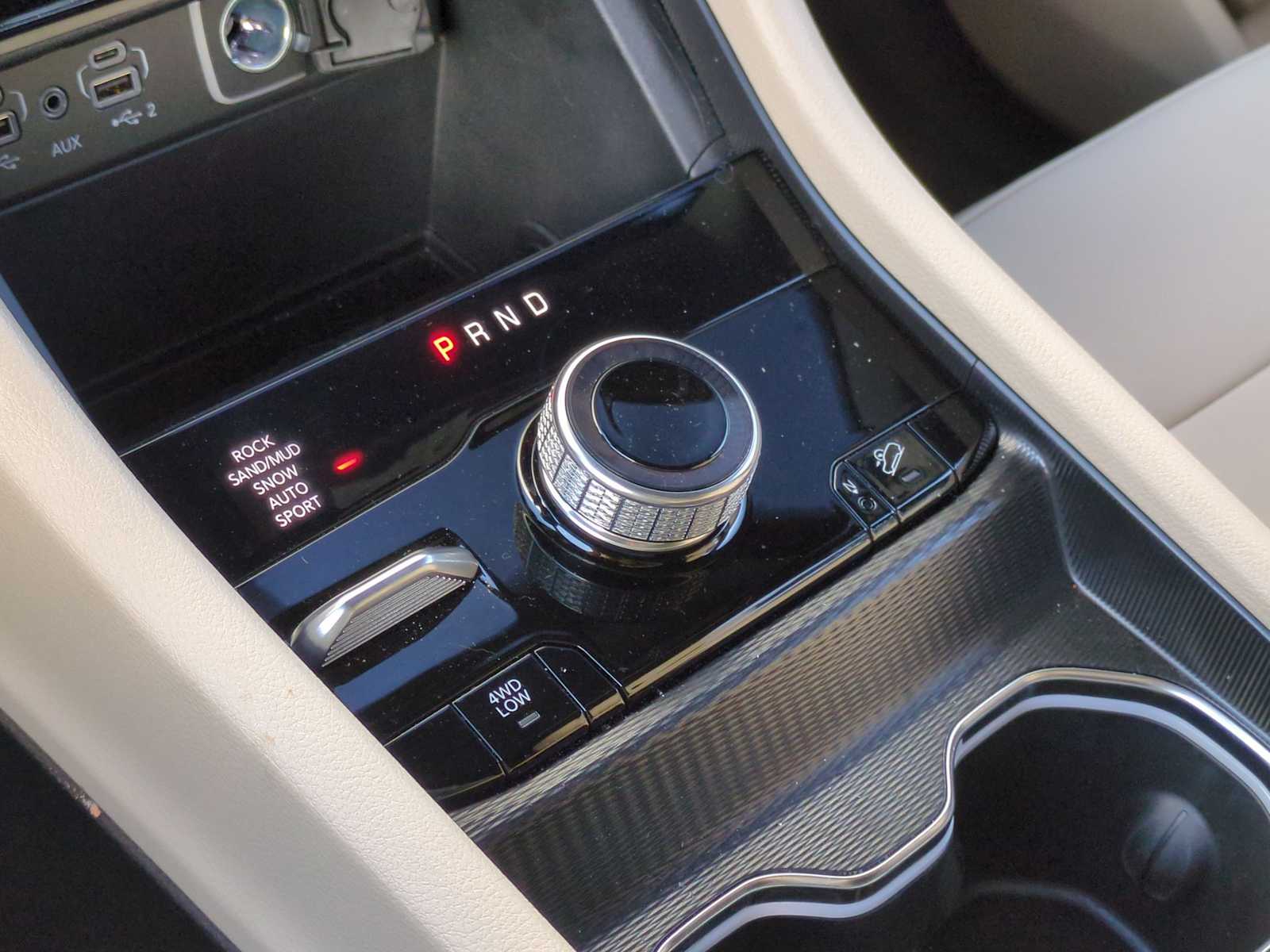 Thumbnail: 2024 Jeep Grand Cherokee - 35