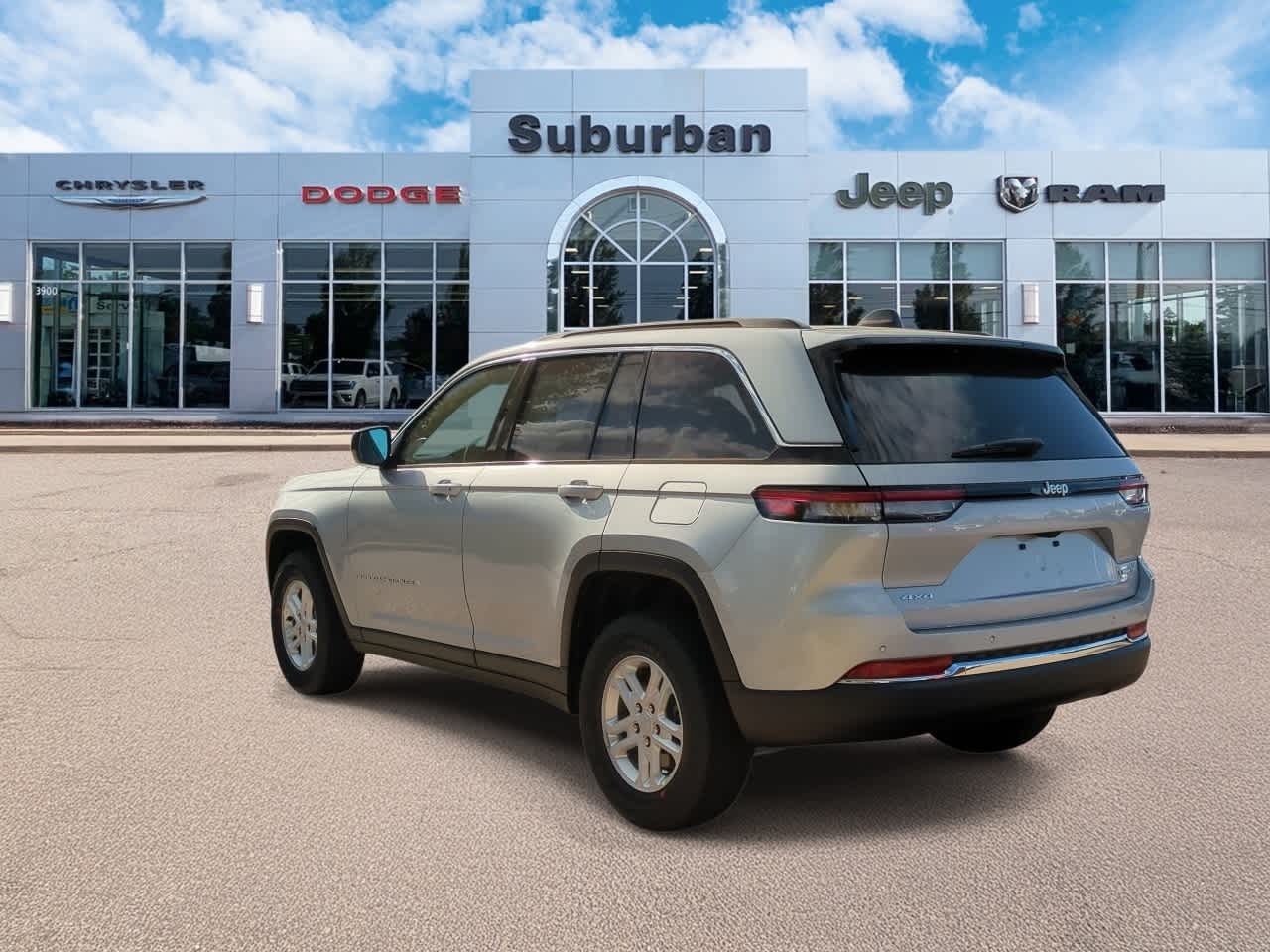 Thumbnail: 2025 Jeep Grand Cherokee - 6