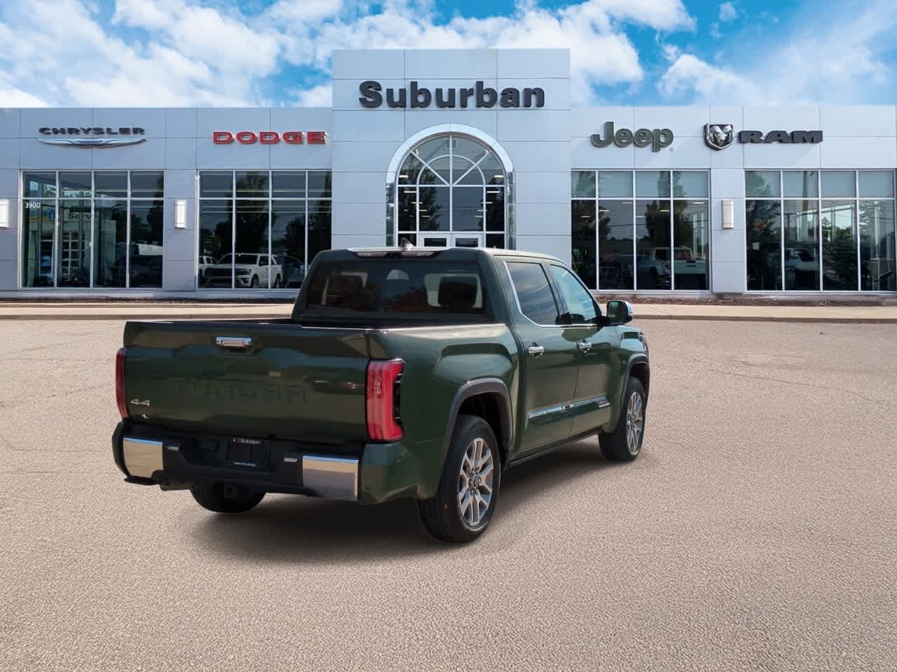 Thumbnail: 2022 Toyota Tundra - 8