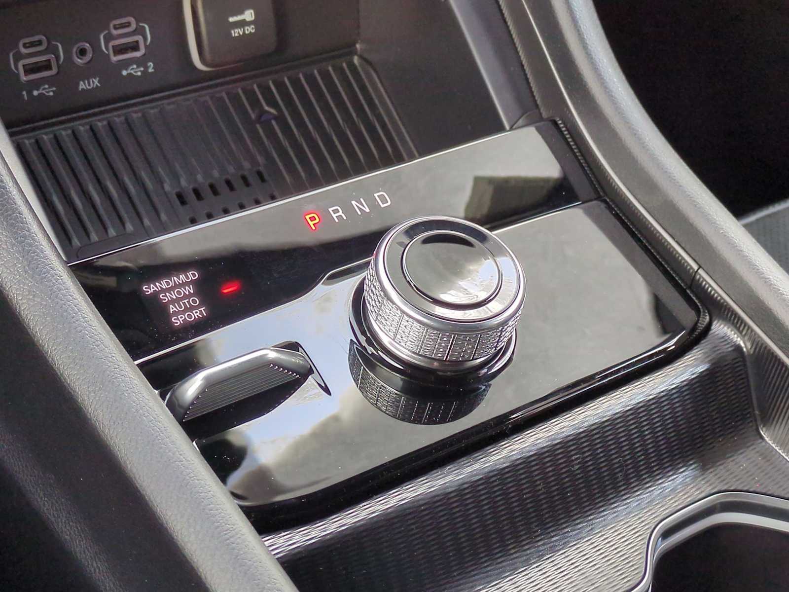 Thumbnail: 2026 Jeep Grand Cherokee - 32