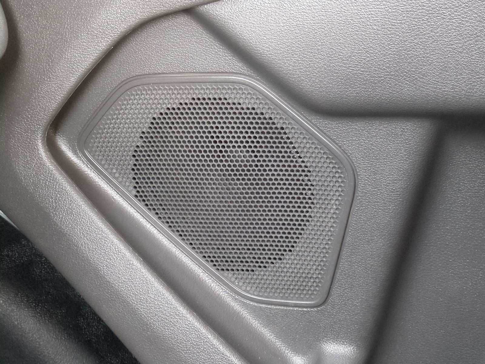 Thumbnail: 2020 Ford Econoline - 28