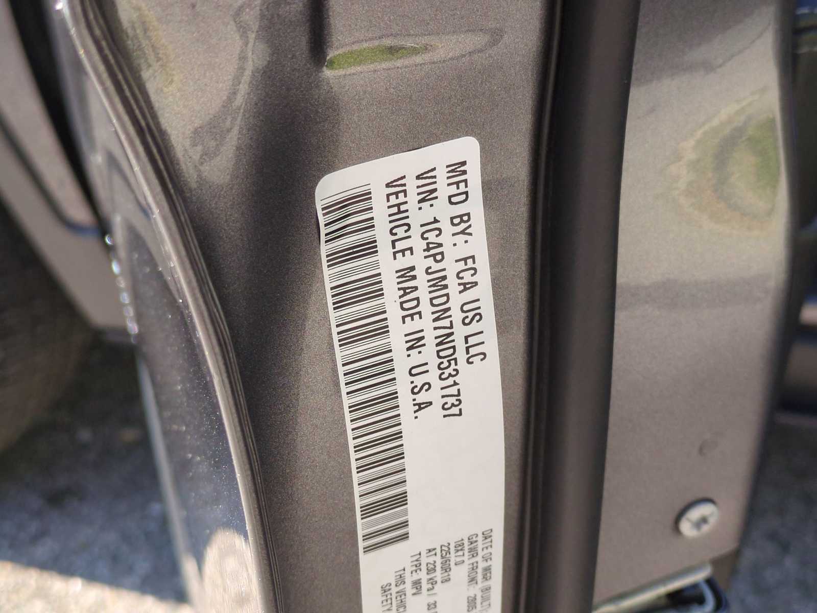 Thumbnail: 2022 Jeep Cherokee - 37