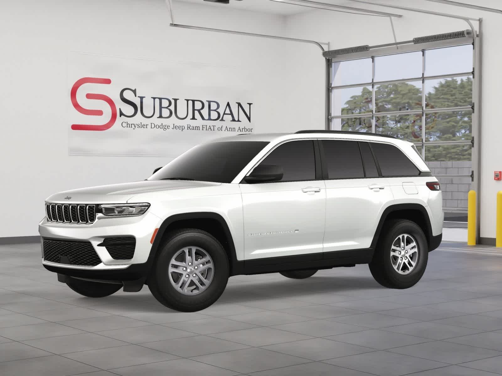 2025 Jeep Grand Cherokee Laredo photo 2