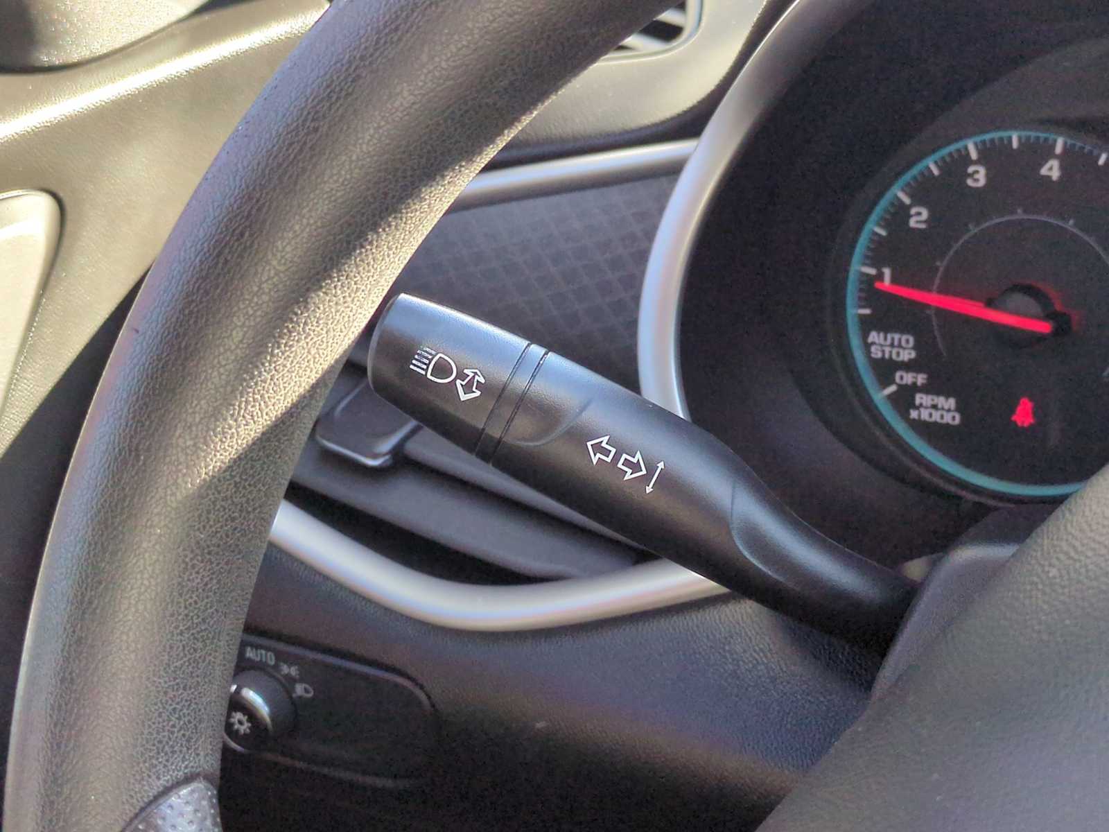 Thumbnail: 2020 Chevrolet Malibu - 26