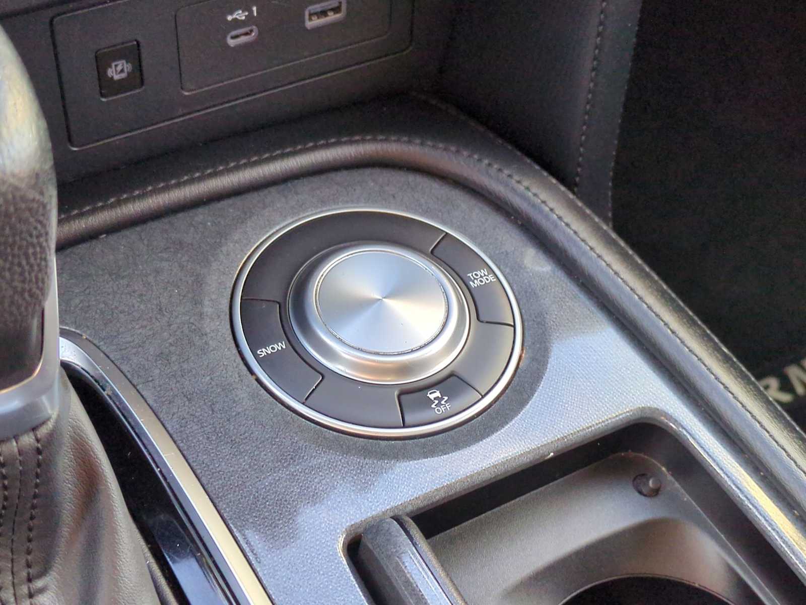 Thumbnail: 2024 Nissan Armada - 37