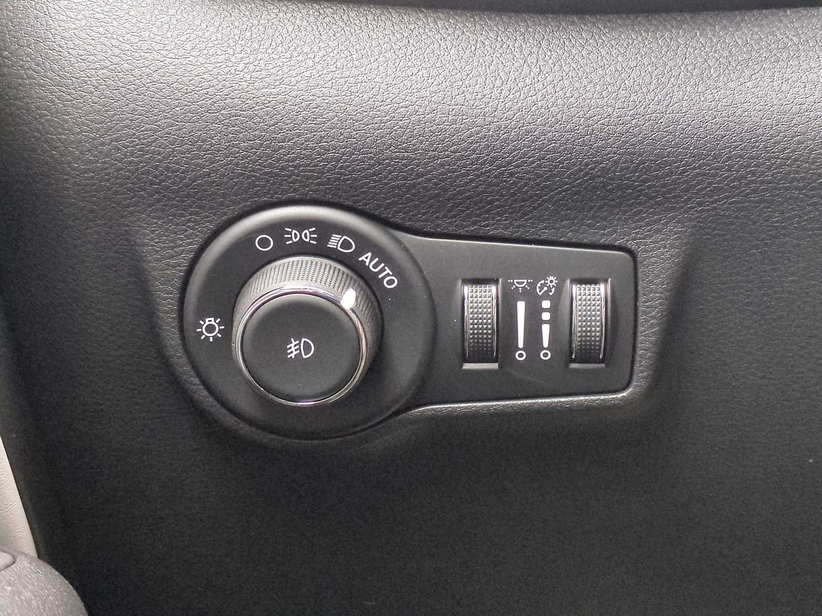 Thumbnail: 2026 Jeep Compass - 34