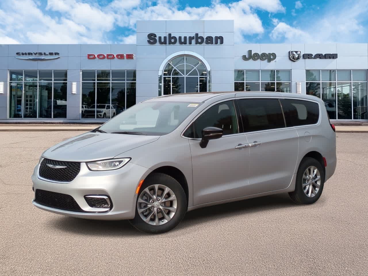 2026 Chrysler Pacifica Select's photo