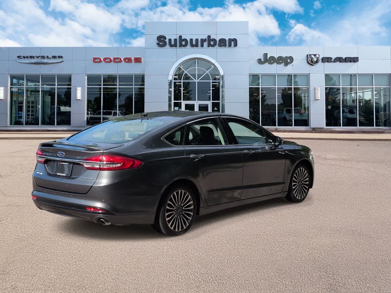 Thumbnail: 2017 Ford Fusion - 8