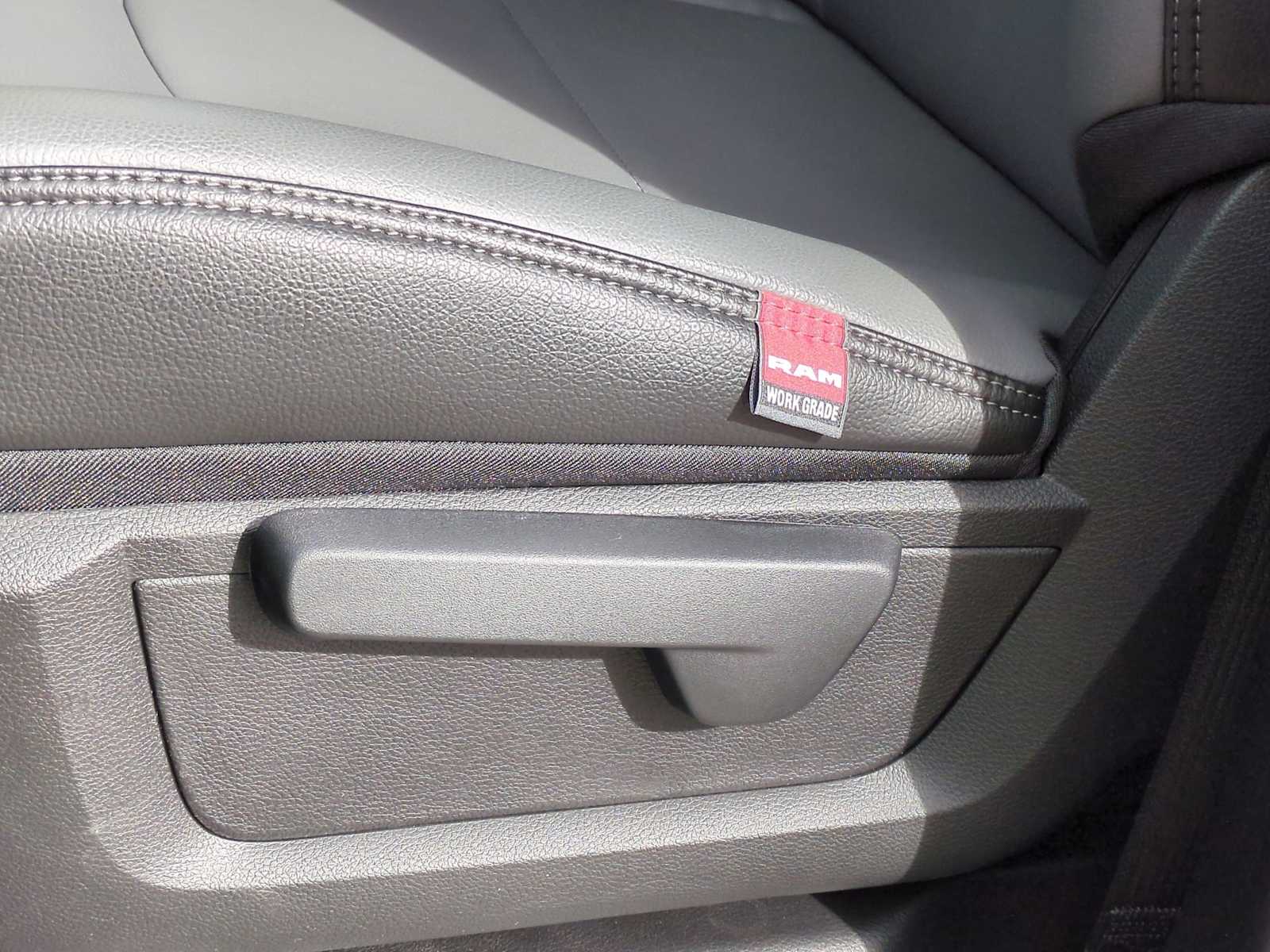 Thumbnail: 2026 RAM 5500 - 17