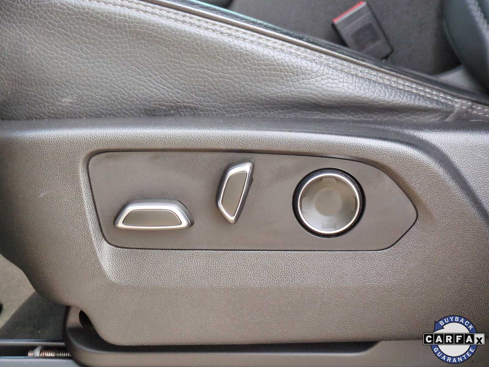 Thumbnail: 2021 GMC Yukon - 17