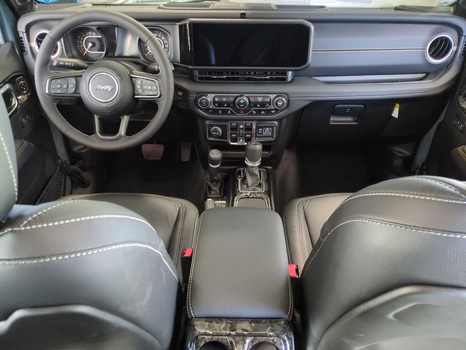 Thumbnail: 2025 Jeep Gladiator - 15