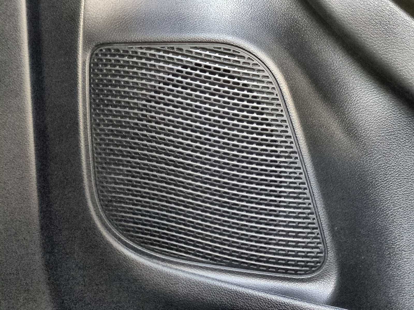 Thumbnail: 2026 Chrysler Pacifica - 31