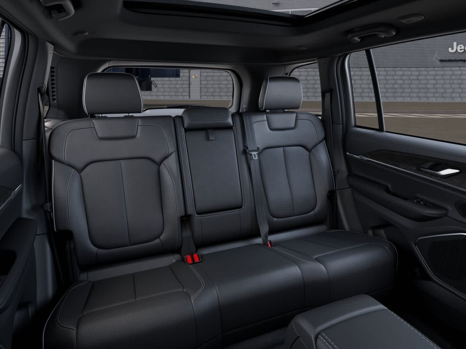 Thumbnail: 2026 Jeep Grand Cherokee - 16
