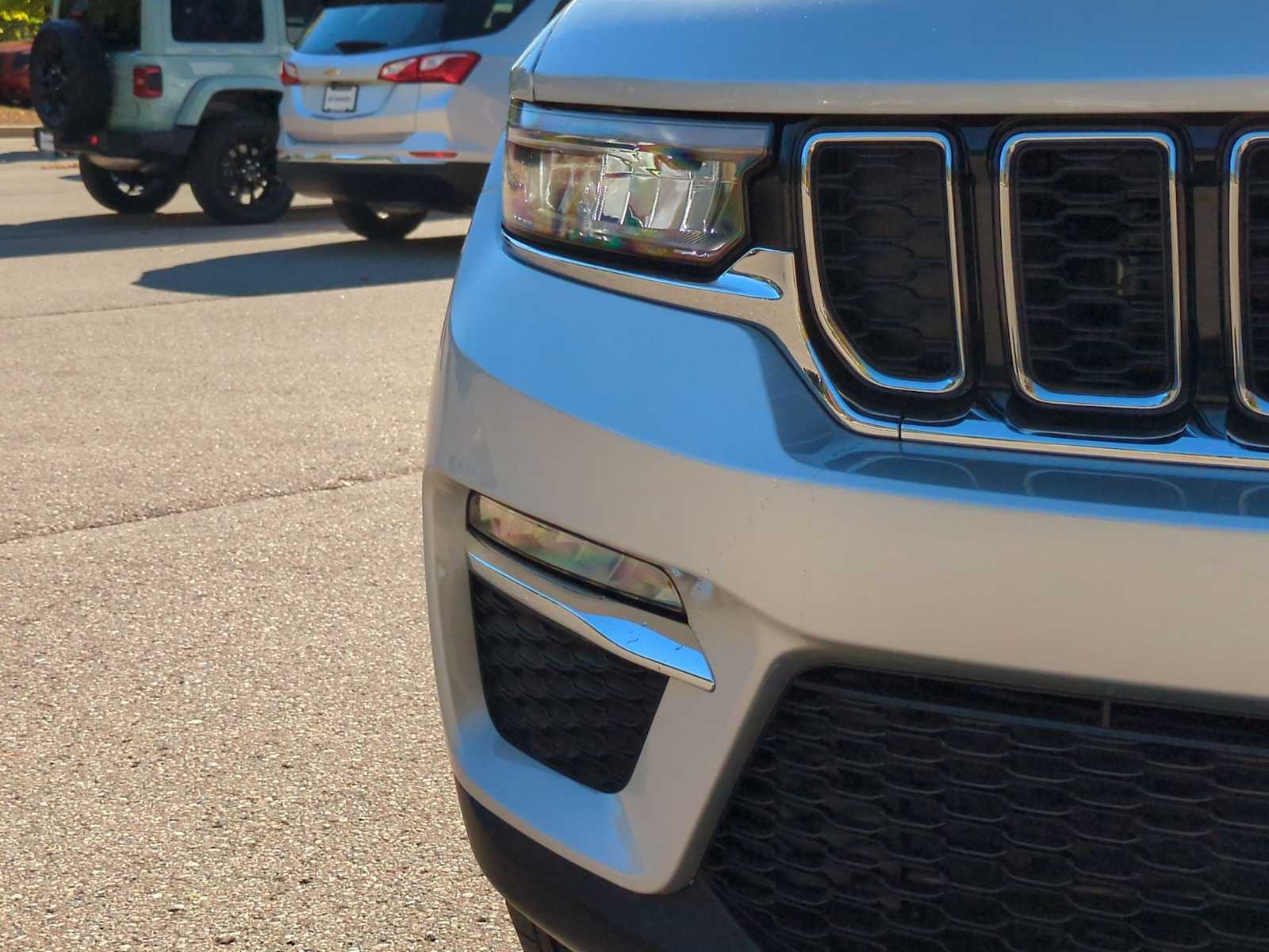 Thumbnail: 2025 Jeep Grand Cherokee - 11