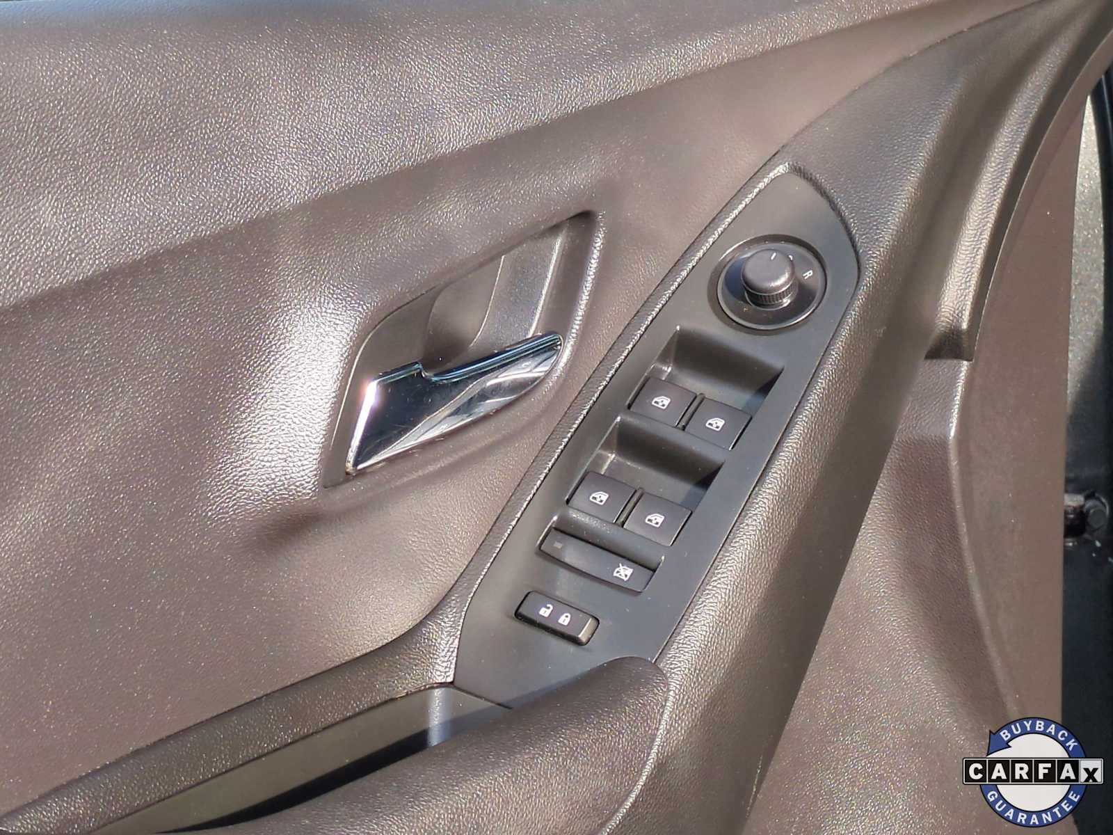 Thumbnail: 2019 Chevrolet Trax - 36