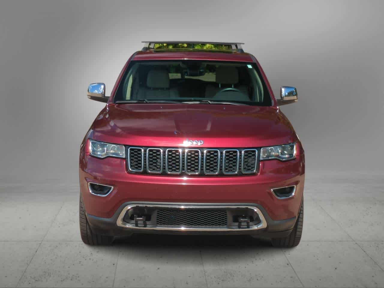 Thumbnail: 2017 Jeep Grand Cherokee - 3