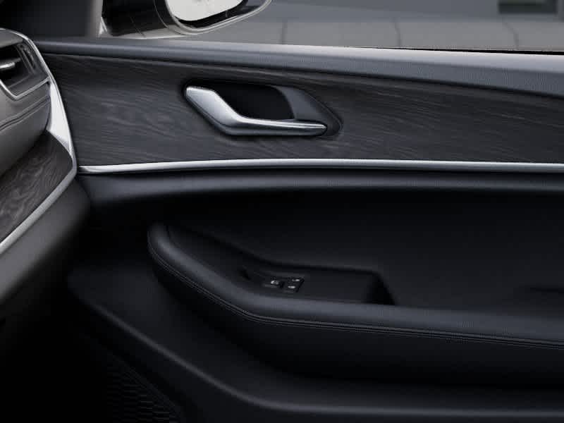 Thumbnail: 2025 Jeep Grand Cherokee - 25