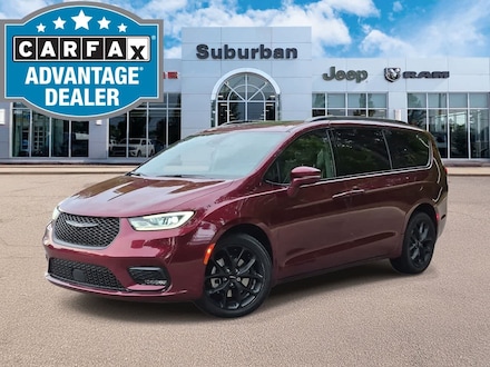 2021 Chrysler Pacifica Limited Van Passenger Van