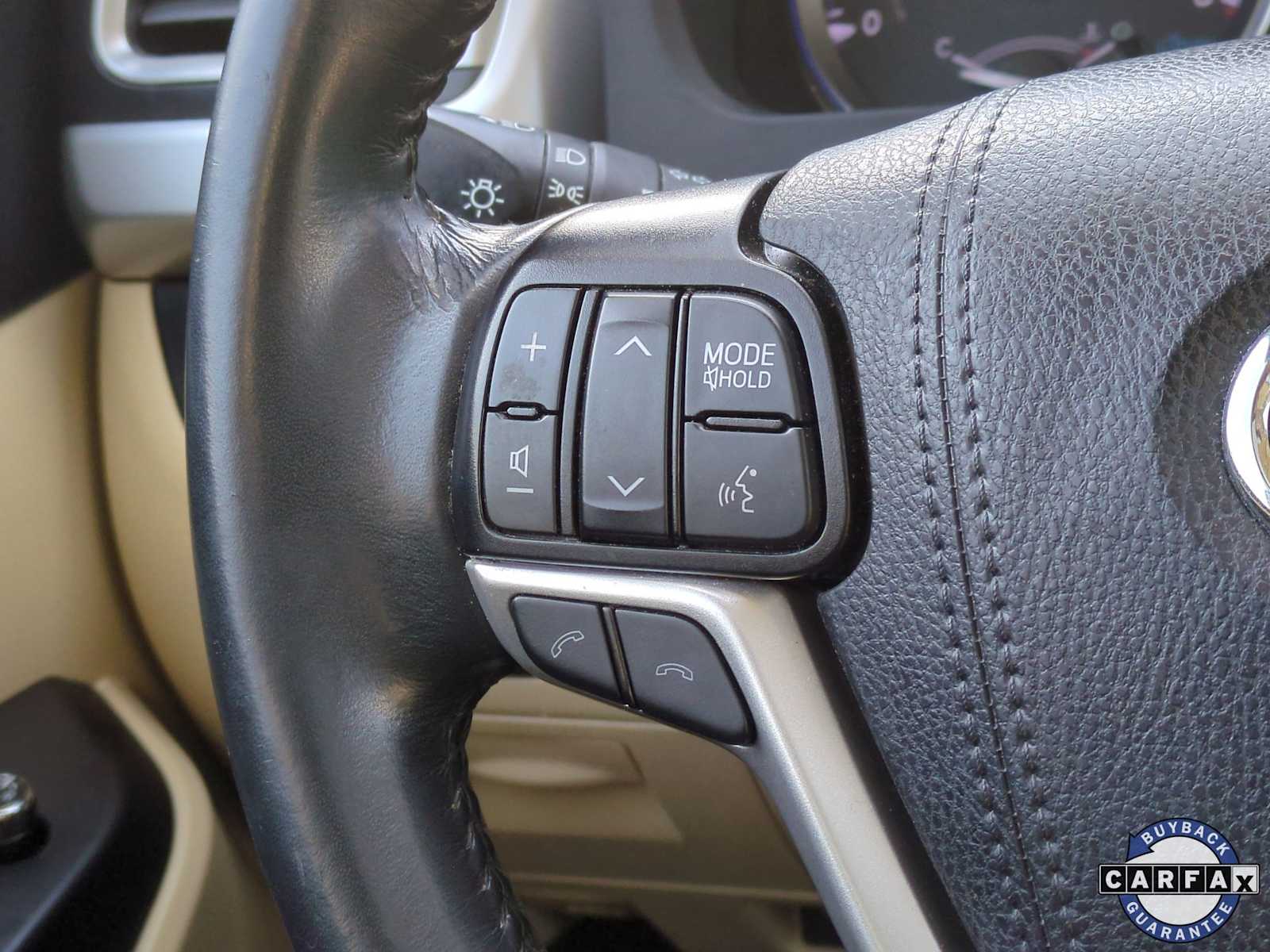 Thumbnail: 2019 Toyota Highlander - 25