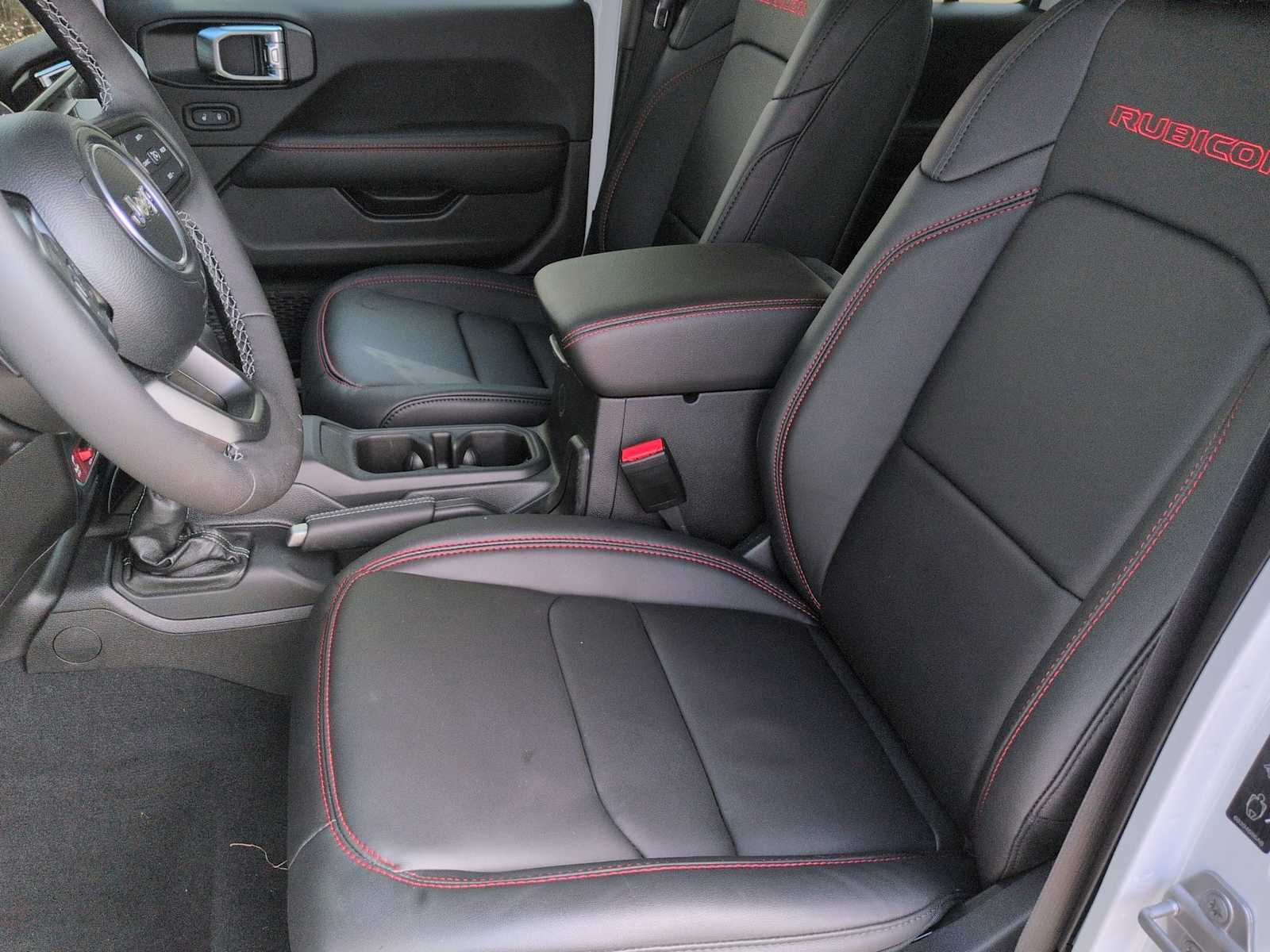 Thumbnail: 2025 Jeep Wrangler - 17