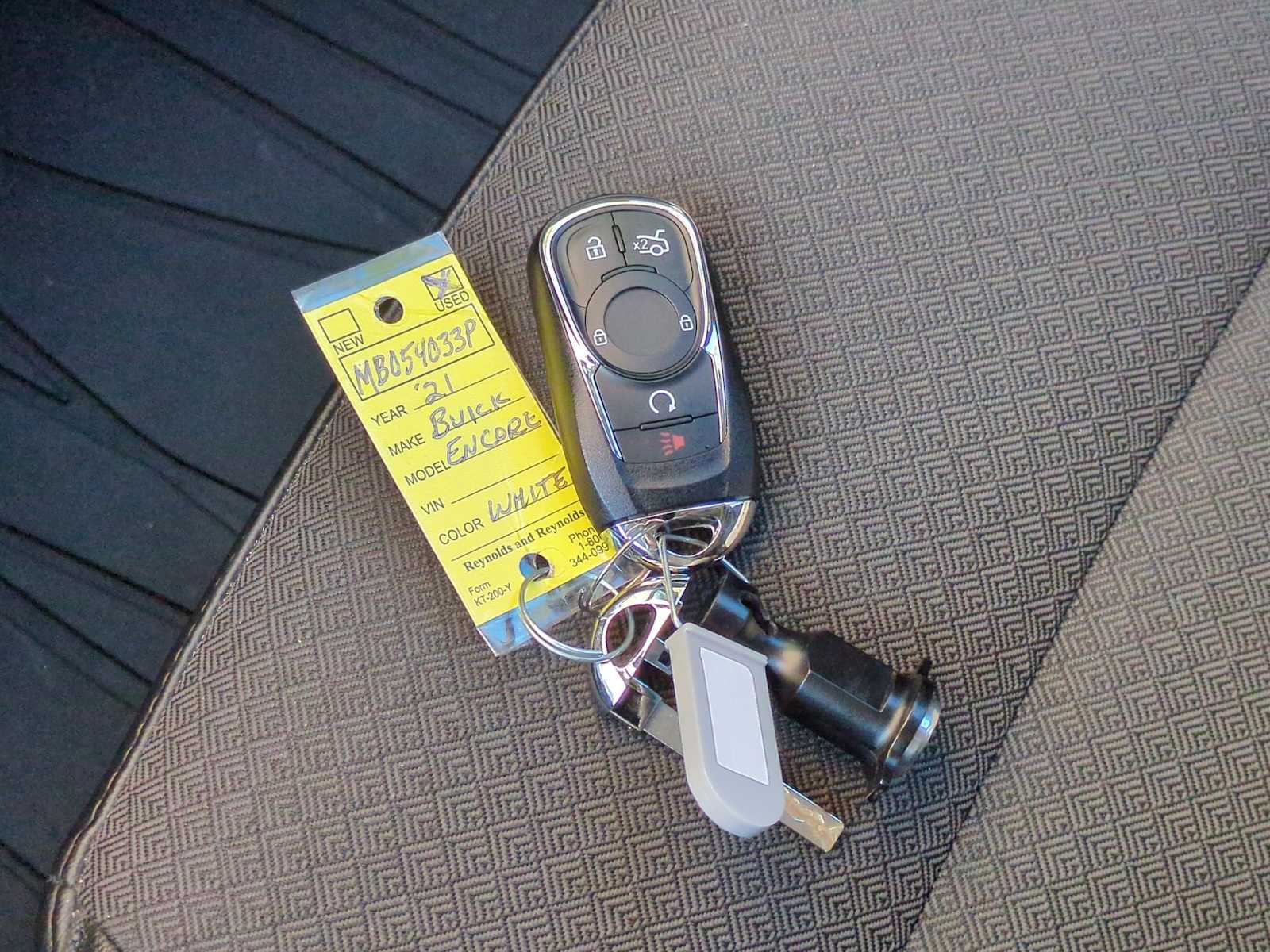 Thumbnail: 2021 Buick Encore GX - 33