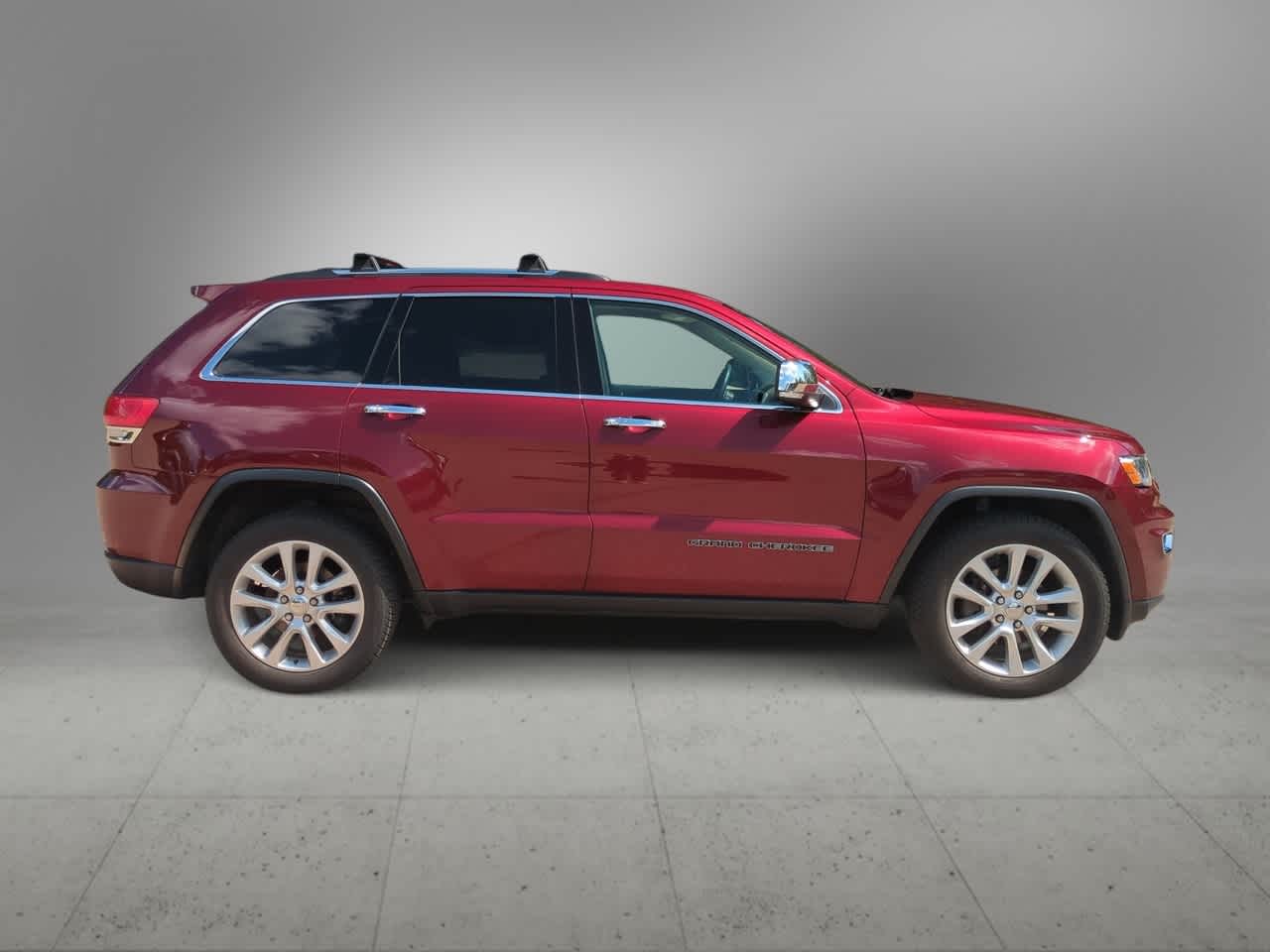 Thumbnail: 2017 Jeep Grand Cherokee - 9