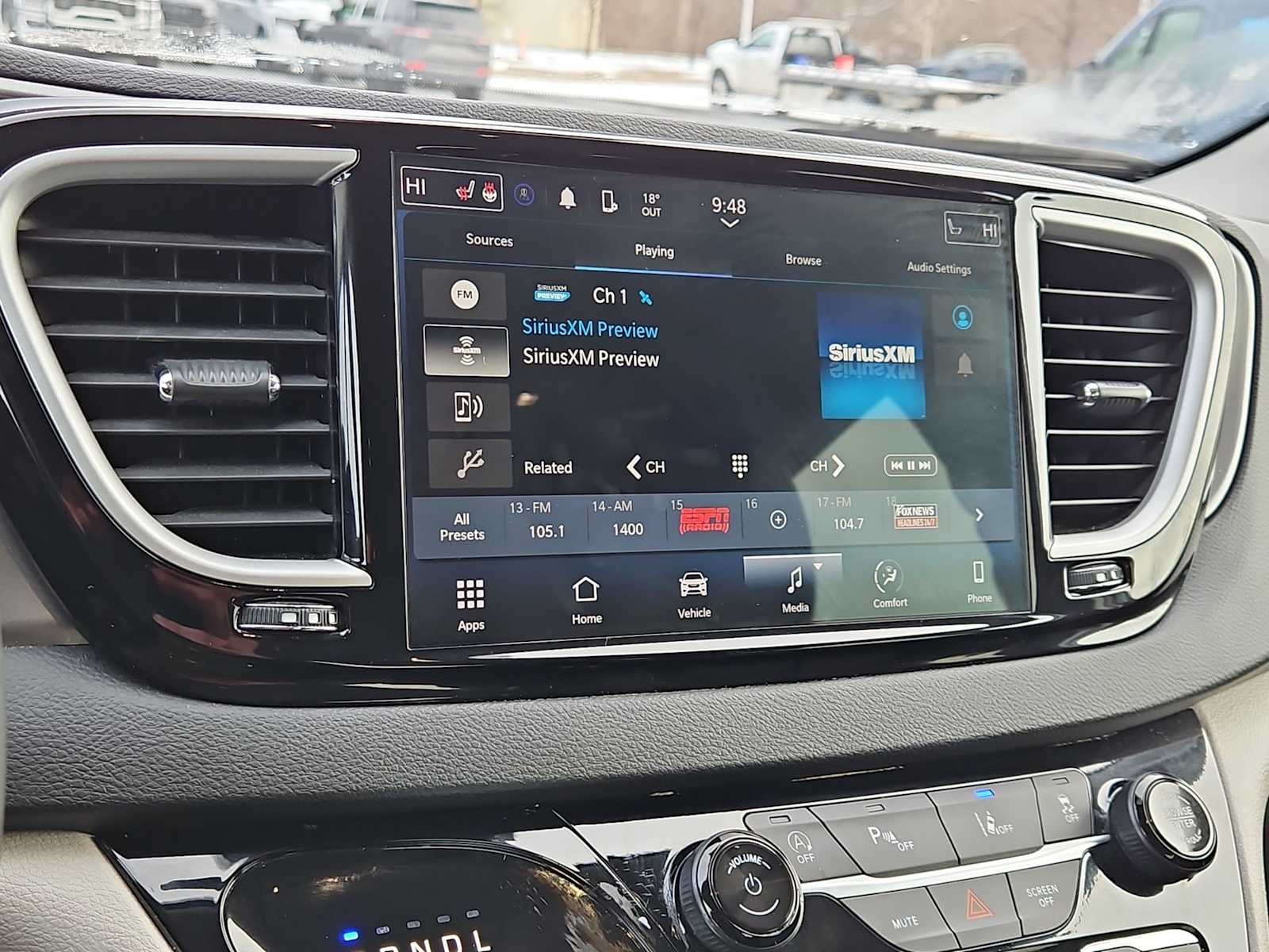 Thumbnail: 2024 Chrysler Pacifica - 33