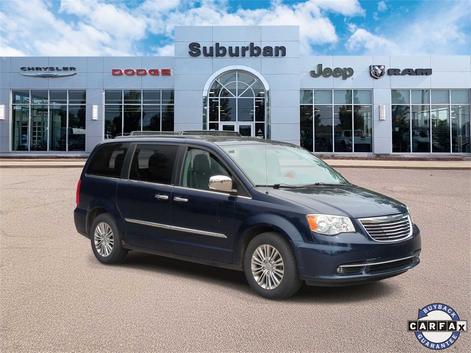 Thumbnail: 2013 Chrysler Town & Country - 2