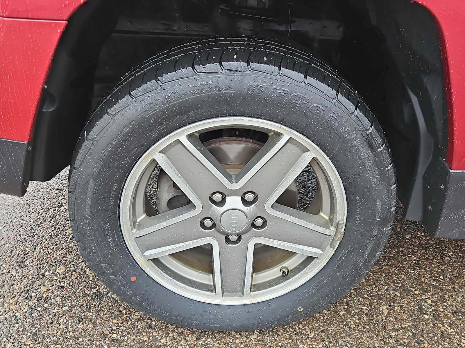 Thumbnail: 2017 Jeep Patriot - 14