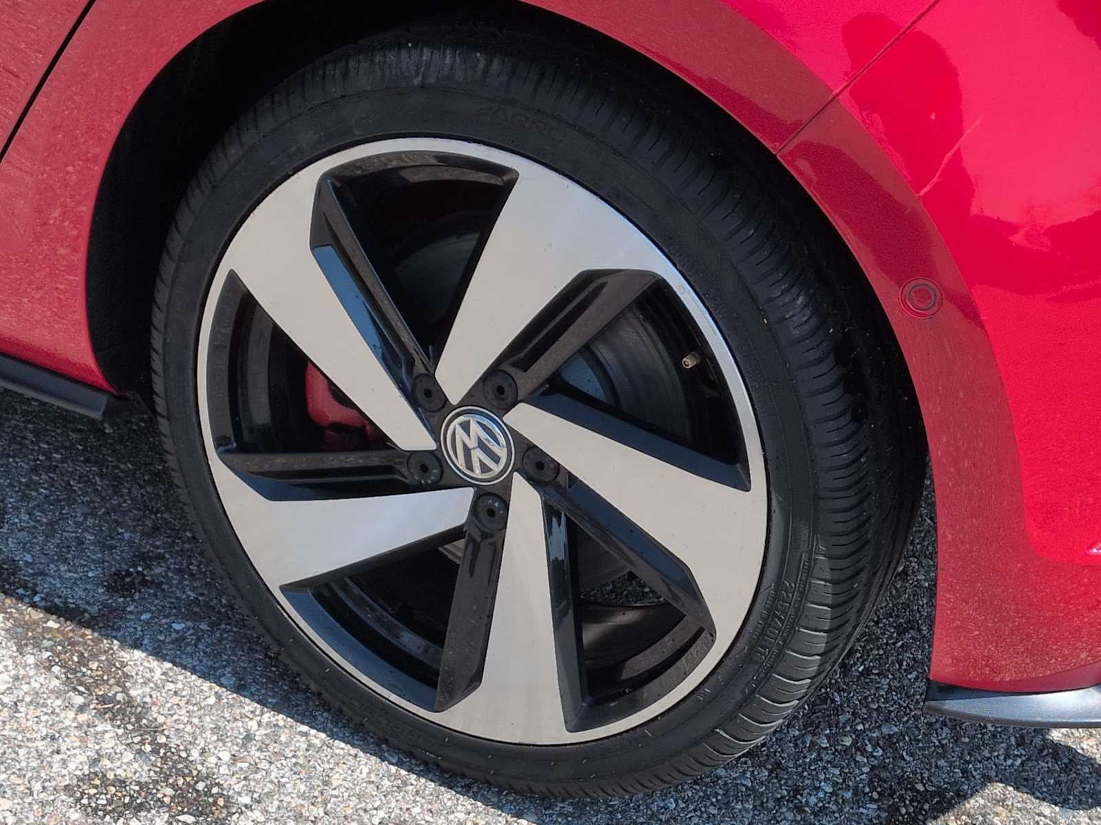 Thumbnail: 2018 Volkswagen Golf - 14