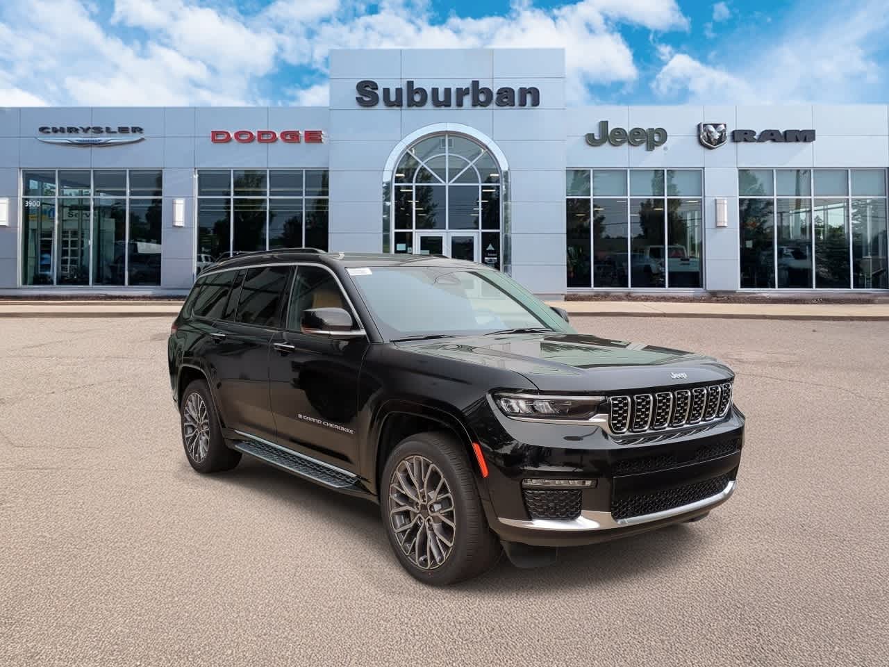2025 Jeep Grand Cherokee L Summit Reserve photo 2