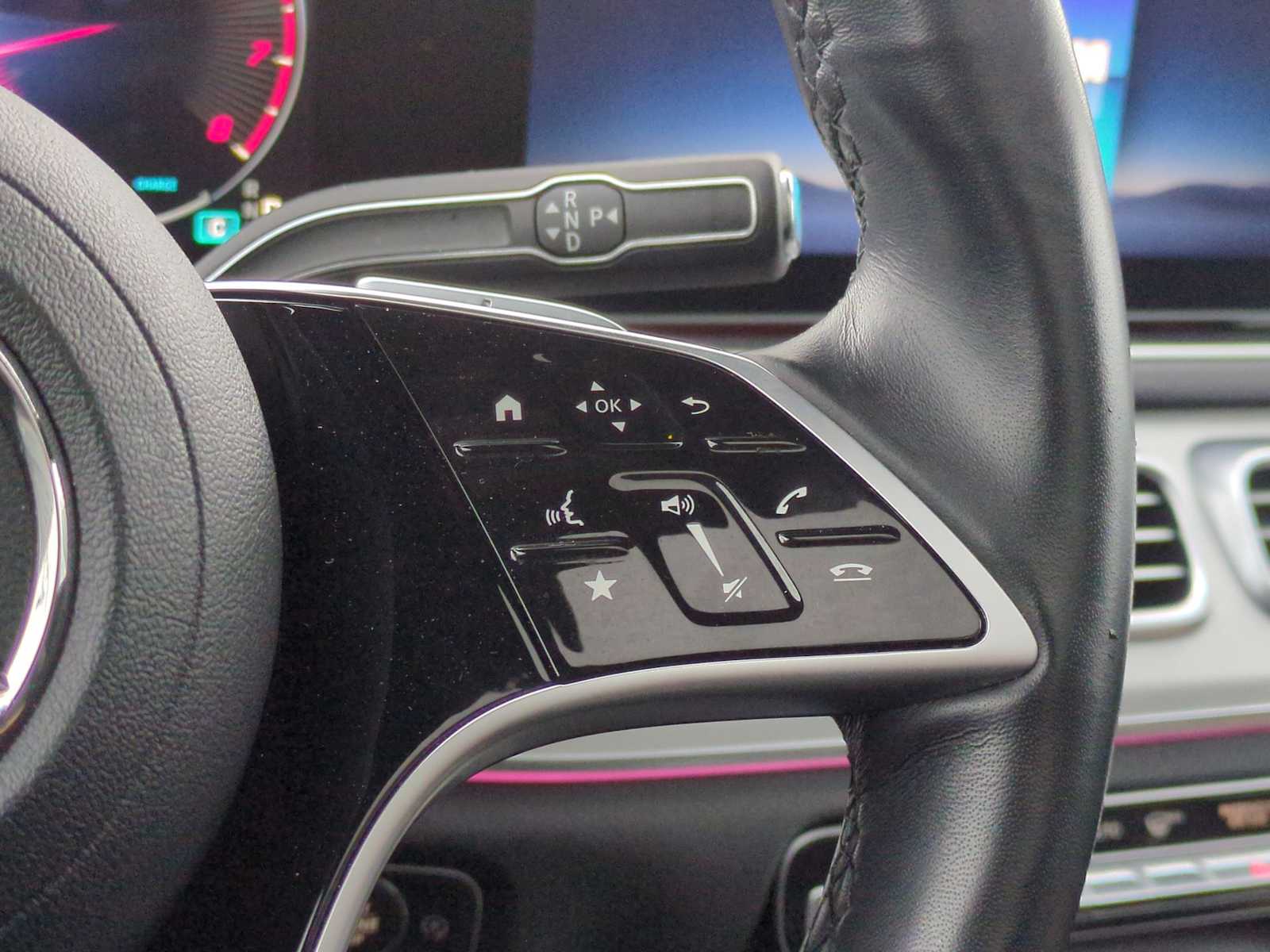 Thumbnail: 2025 Mercedes-Benz GLE - 26