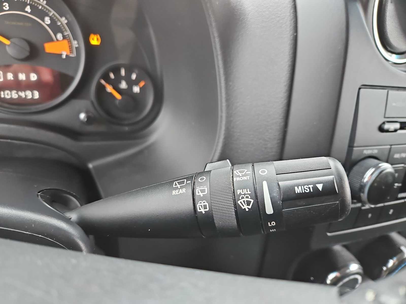 Thumbnail: 2017 Jeep Patriot - 24