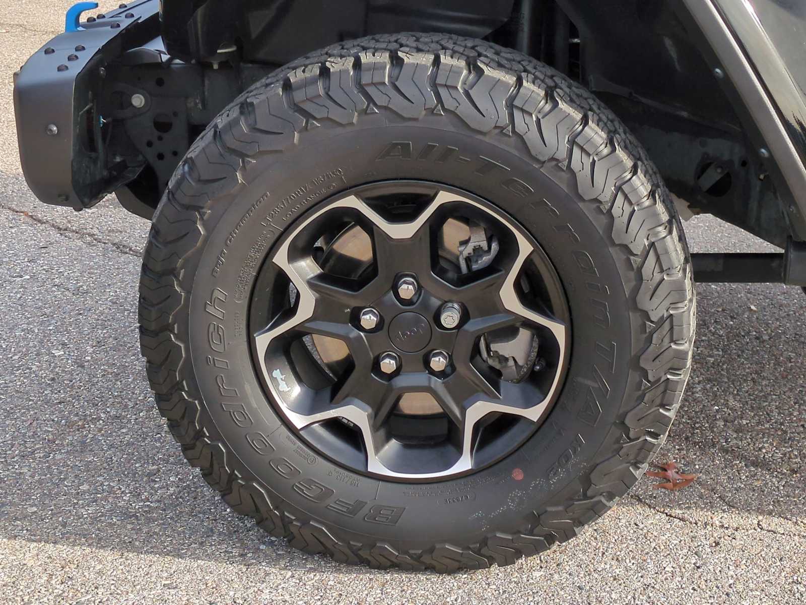 Thumbnail: 2021 Jeep Wrangler - 14