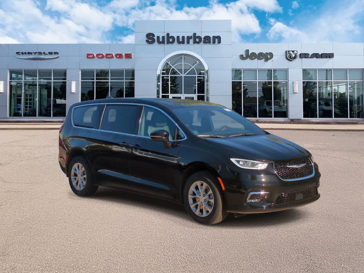 Thumbnail: 2026 Chrysler Pacifica - 2