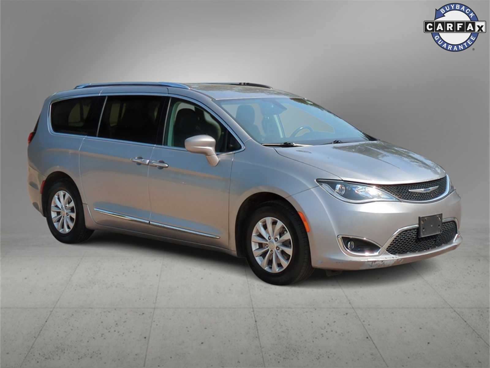 Thumbnail: 2019 Chrysler Pacifica - 2