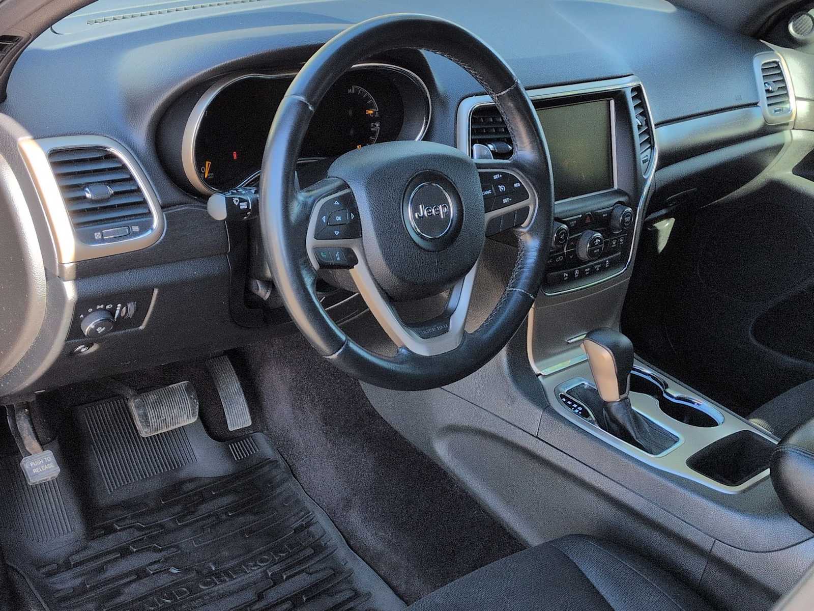 Thumbnail: 2016 Jeep Grand Cherokee - 10