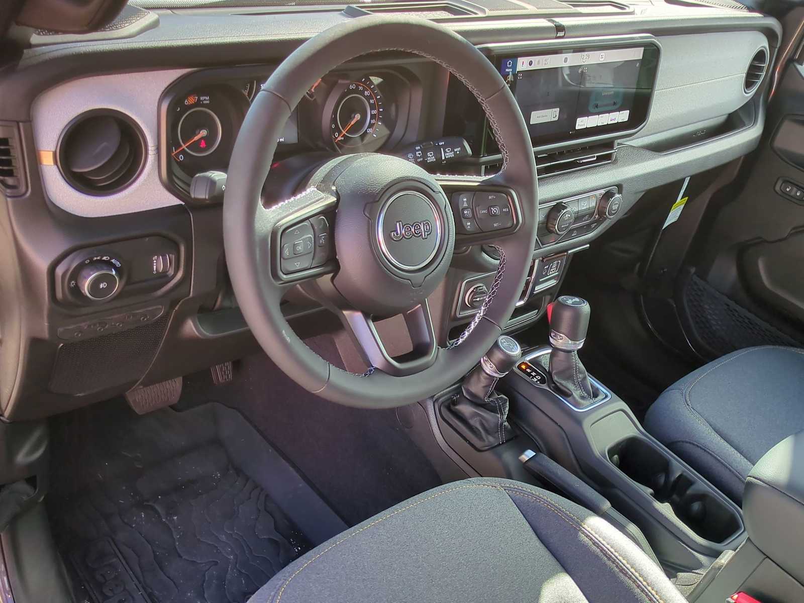 Thumbnail: 2025 Jeep Wrangler - 10