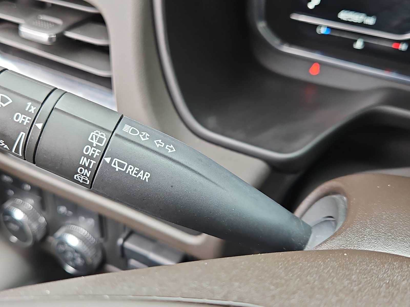 Thumbnail: 2024 GMC Yukon XL - 28