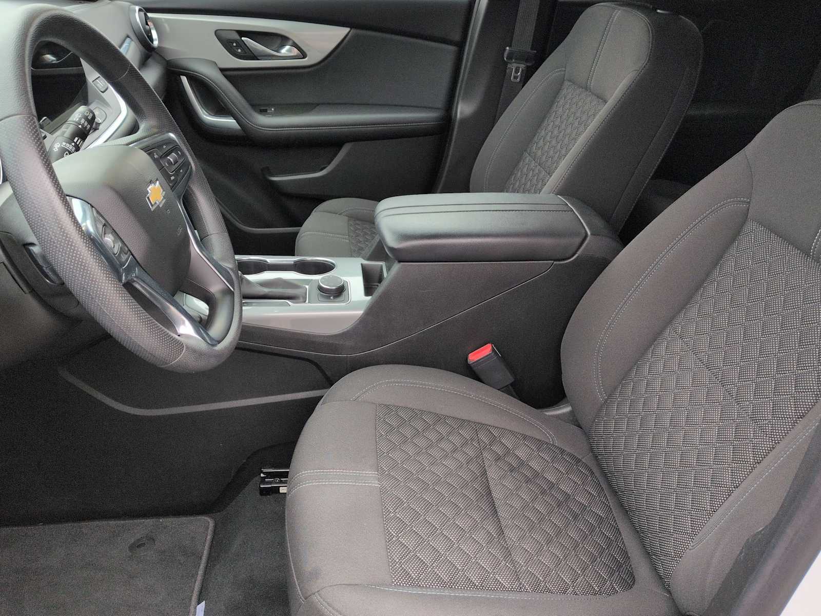 Thumbnail: 2021 Chevrolet Blazer - 17