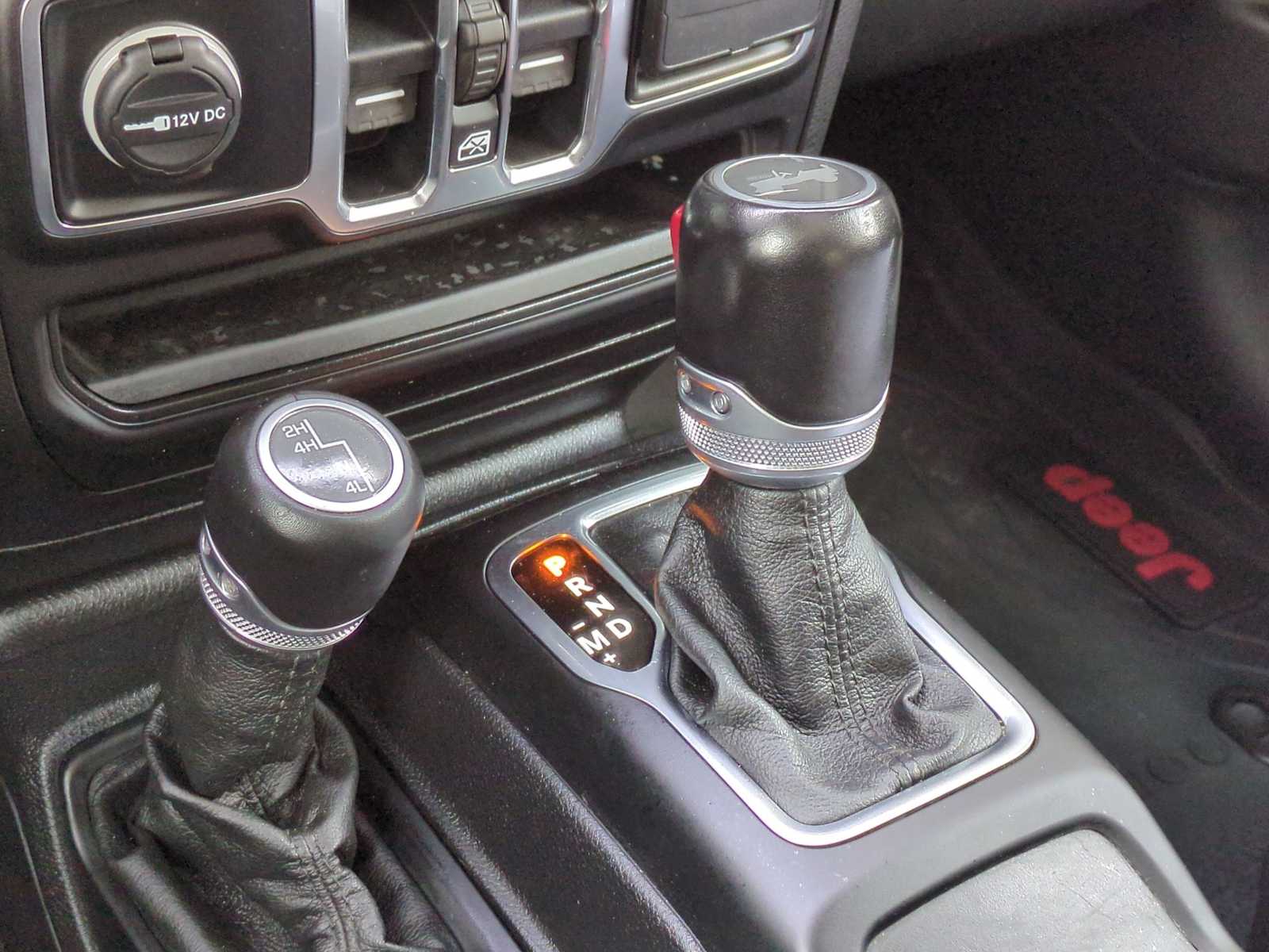 Thumbnail: 2021 Jeep Wrangler - 32