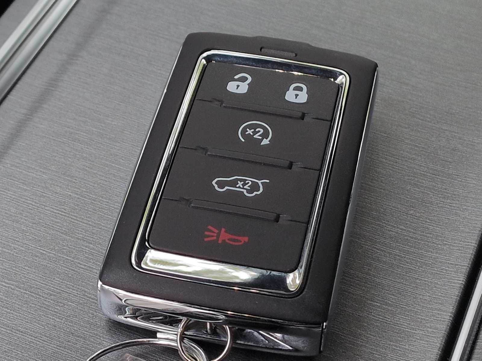 Thumbnail: 2025 Jeep Wagoneer - 35