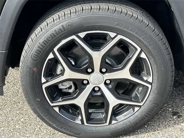 Thumbnail: 2024 Jeep Compass - 10