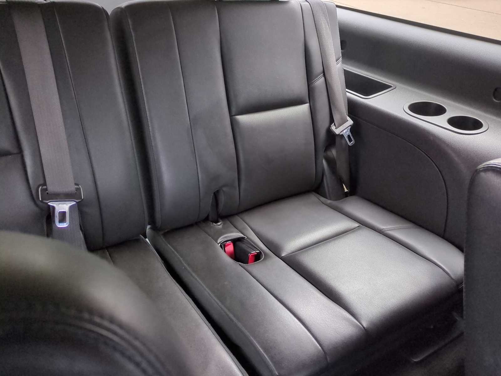 Thumbnail: 2013 Cadillac Escalade - 38