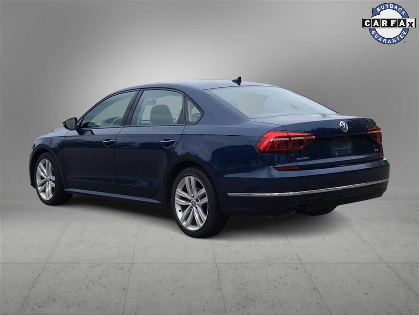 Thumbnail: 2019 Volkswagen Passat - 6